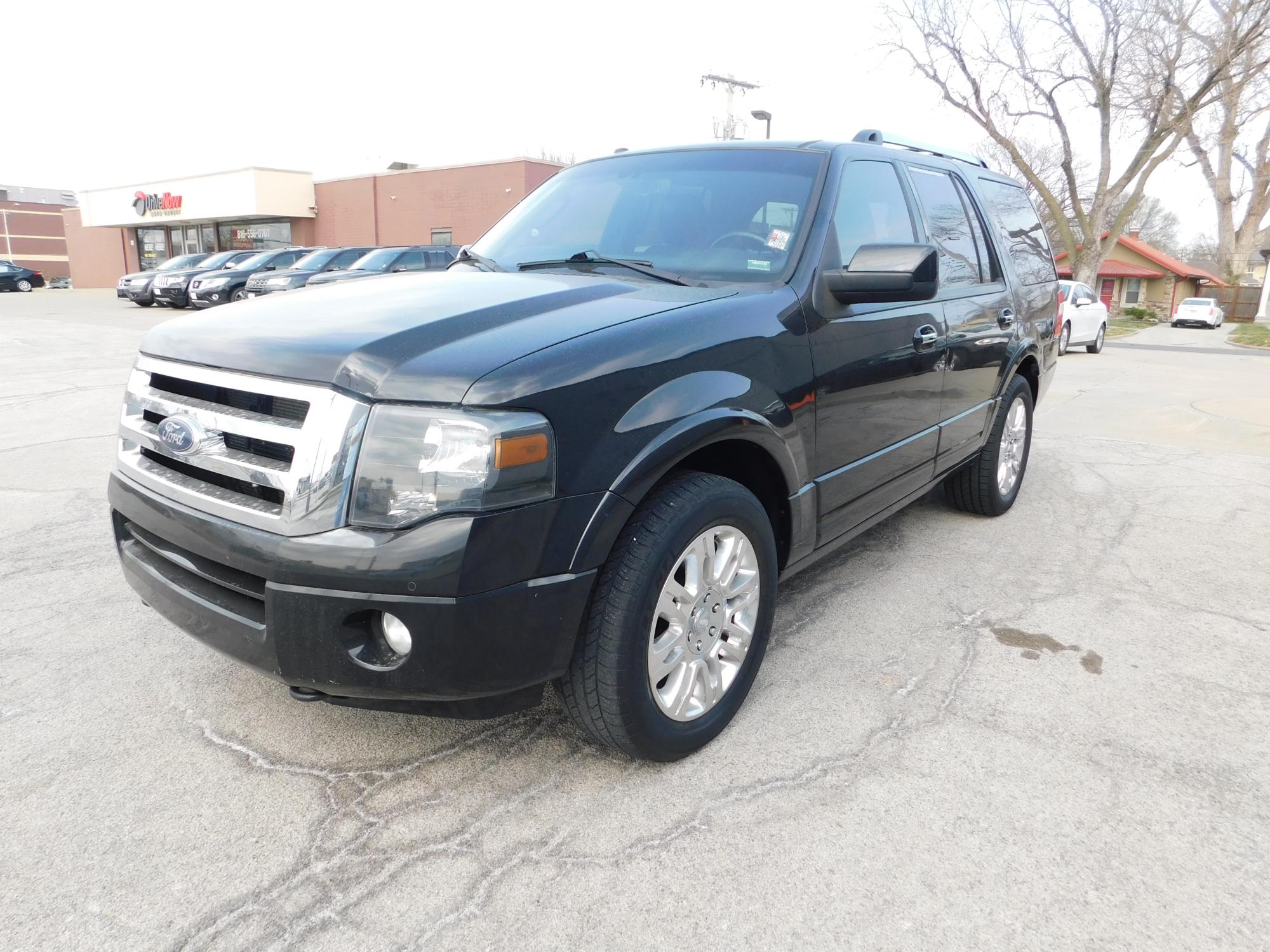 photo of 2012 FORD EXPEDITION LIMITED 4 DOOR WAGON