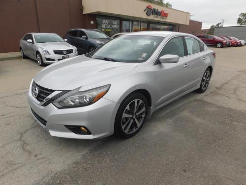 2016 Nissan Altima SEDAN 4-DR