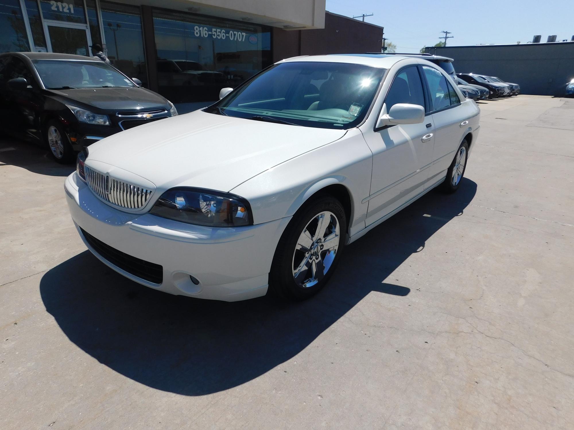 photo of 2006 Lincoln LS SEDAN 4-DR