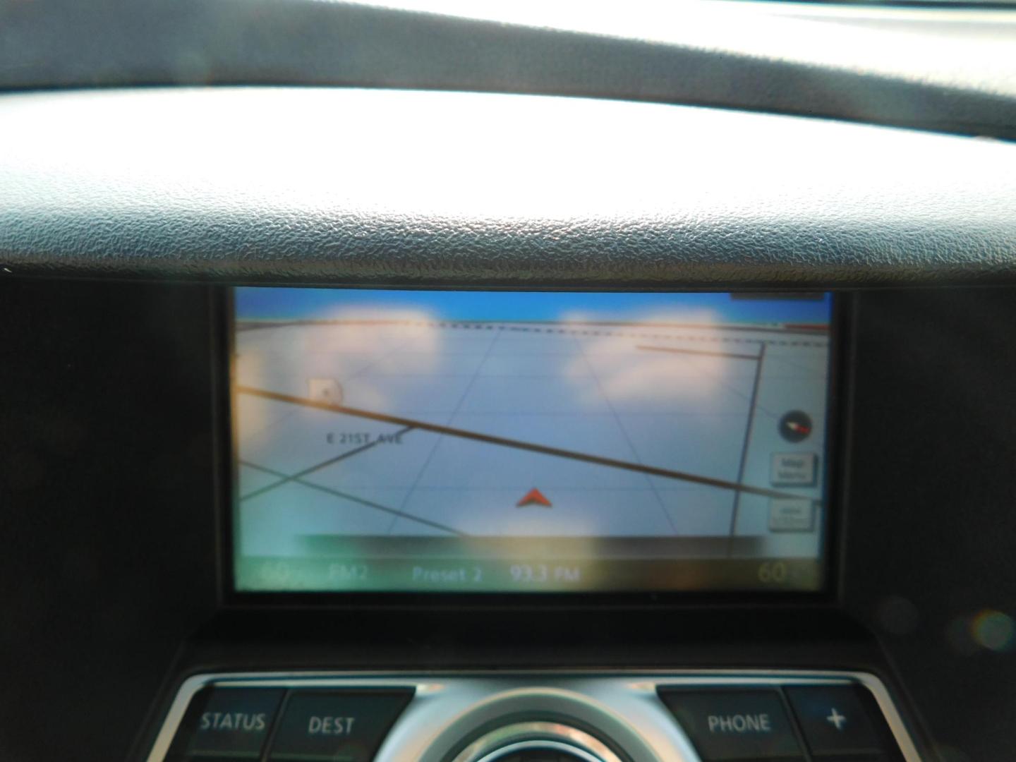 2010 WHITE Nissan Maxima S (1N4AA5AP6AC) with an 3.5L V6 DOHC 24V engine, CVT transmission, located at 2121 Burlington St, North Kansas City, MO, 64116, (816) 556-0707, 39.144707, -94.581978 - Photo#5