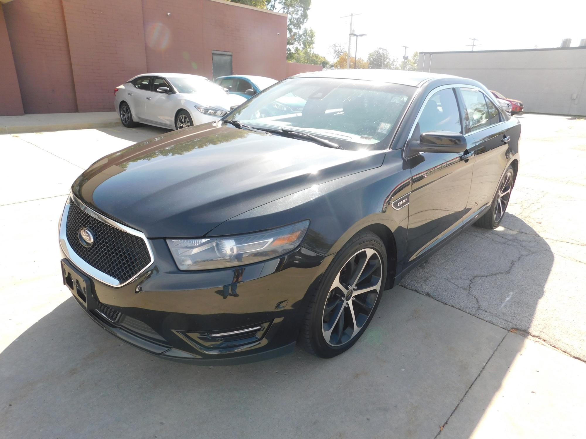 photo of 2014 Ford Taurus SHO AWD