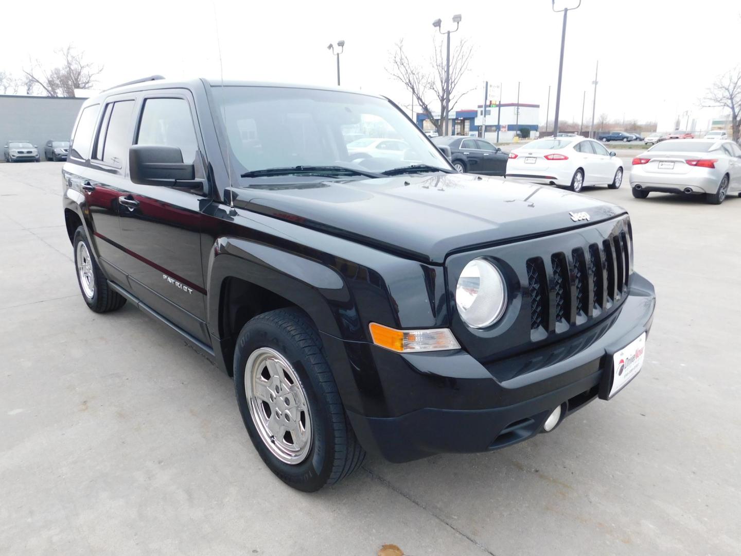 2016 BLACK Jeep Patriot Sport 2WD (1C4NJPBA6GD) with an 2.0L L4 DOHC 16V engine, located at 2121 Burlington St, North Kansas City, MO, 64116, (816) 556-0707, 39.144707, -94.581978 - Photo#8