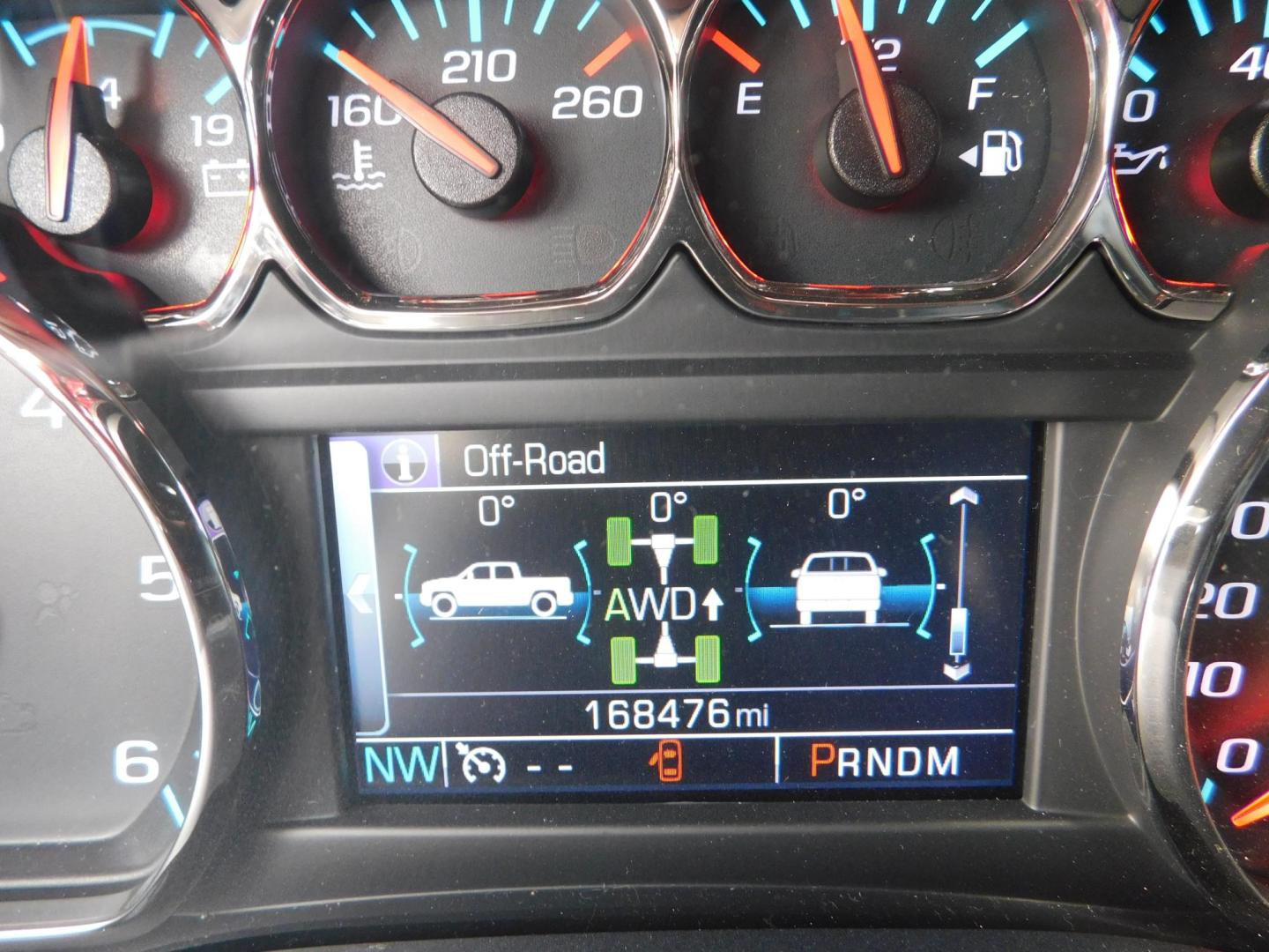 2016 BLUE Chevrolet Silverado 1500 LT Double Cab 4WD (1GCVKREC3GZ) with an 5.3L V8 OHV 16V engine, 6A transmission, located at 2121 Burlington St, North Kansas City, MO, 64116, (816) 556-0707, 39.144707, -94.581978 - Photo#4