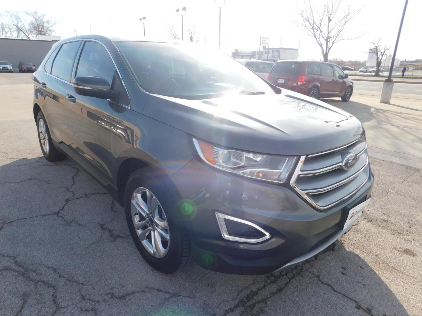 2016 GRAY Ford Edge SEL FWD (2FMPK3J84GB) with an 3.5L V6 DOHC 24V engine, 6A transmission, located at 2121 Burlington St, North Kansas City, MO, 64116, (816) 556-0707, 39.144707, -94.581978 - Photo#10