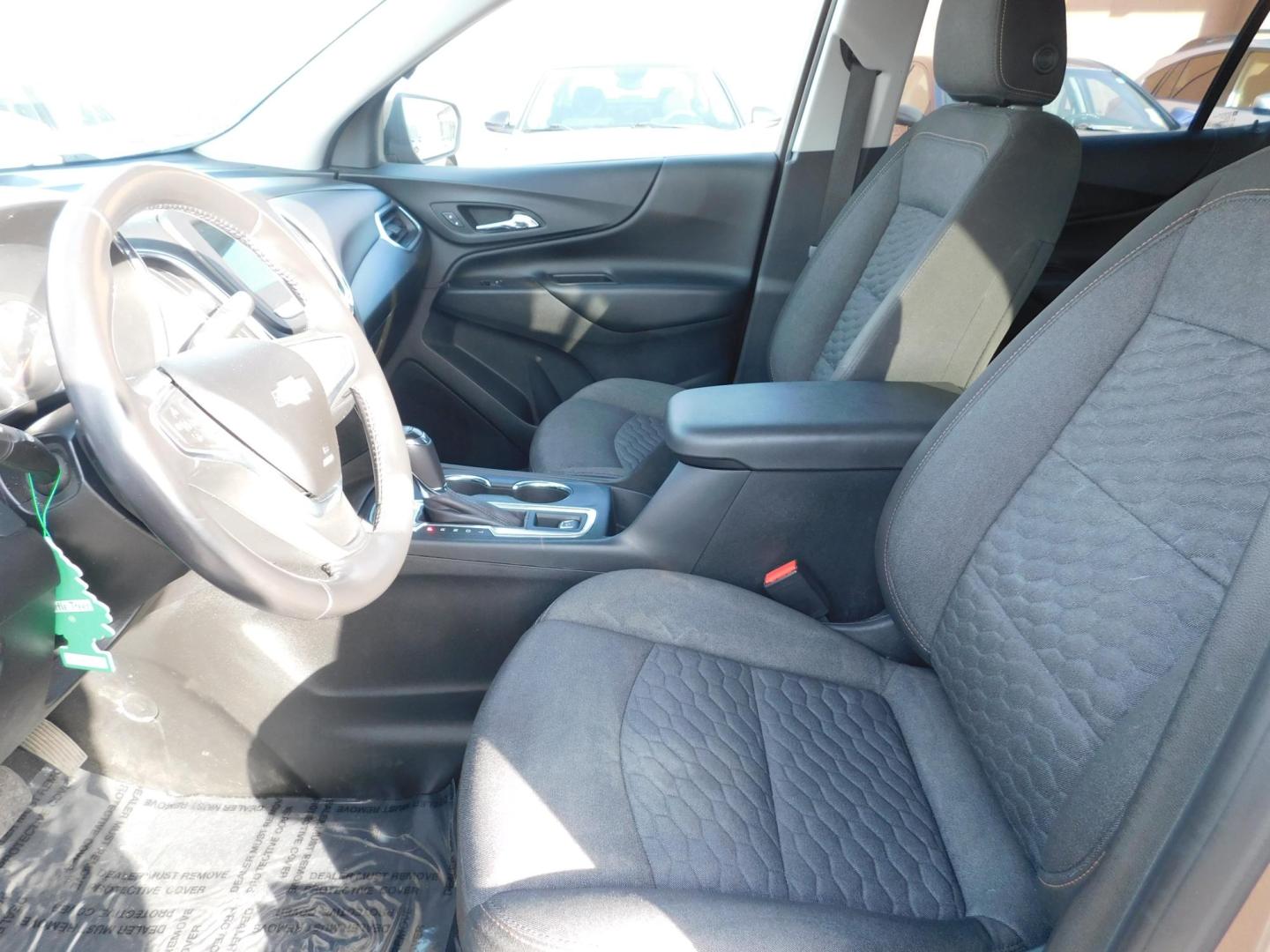 2019 BROWN Chevrolet Equinox LT 2WD (2GNAXJEV5K6) with an 1.5L L4 DIR DOHC 16V TURBO engine, 6A transmission, located at 2121 Burlington St, North Kansas City, MO, 64116, (816) 556-0707, 39.144707, -94.581978 - Photo#2