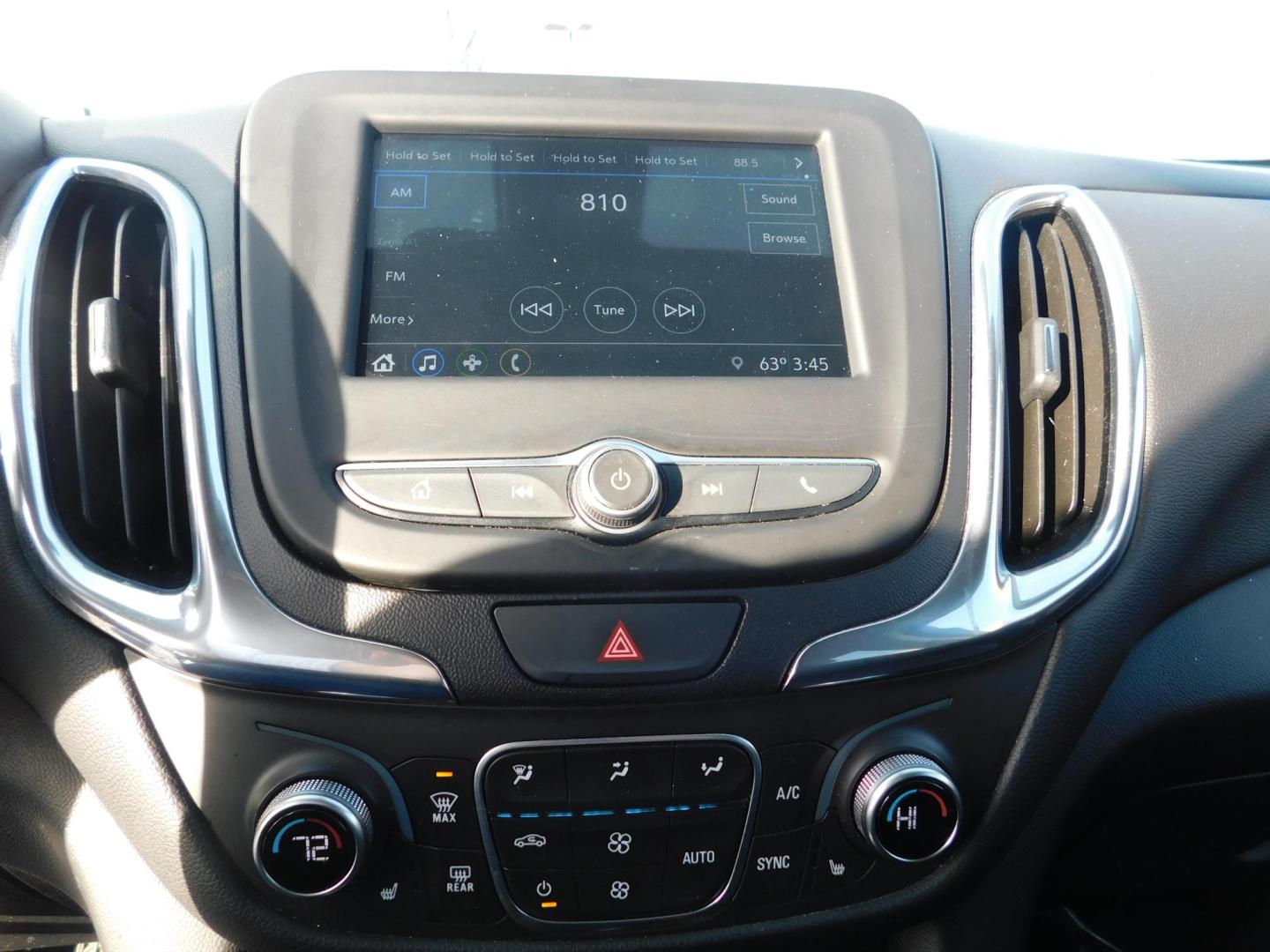2019 BROWN Chevrolet Equinox LT 2WD (2GNAXJEV5K6) with an 1.5L L4 DIR DOHC 16V TURBO engine, 6A transmission, located at 2121 Burlington St, North Kansas City, MO, 64116, (816) 556-0707, 39.144707, -94.581978 - Photo#3
