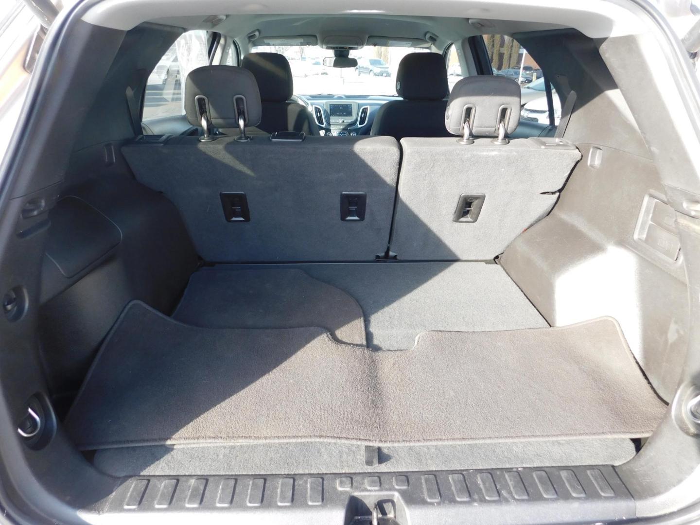2019 BROWN Chevrolet Equinox LT 2WD (2GNAXJEV5K6) with an 1.5L L4 DIR DOHC 16V TURBO engine, 6A transmission, located at 2121 Burlington St, North Kansas City, MO, 64116, (816) 556-0707, 39.144707, -94.581978 - Photo#7
