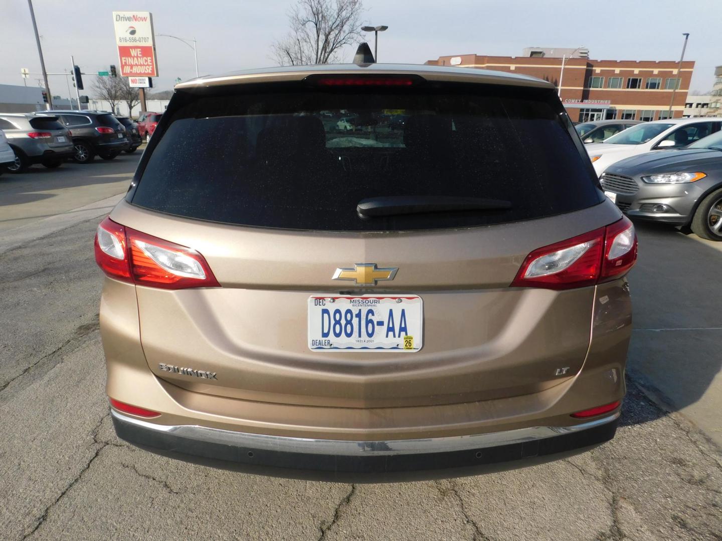 2019 BROWN Chevrolet Equinox LT 2WD (2GNAXJEV5K6) with an 1.5L L4 DIR DOHC 16V TURBO engine, 6A transmission, located at 2121 Burlington St, North Kansas City, MO, 64116, (816) 556-0707, 39.144707, -94.581978 - Photo#8