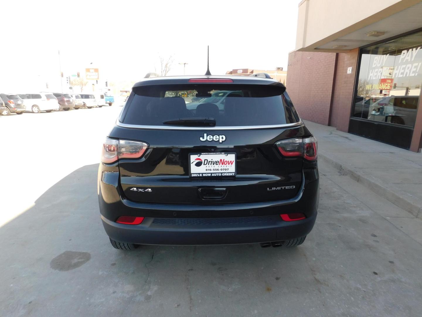 2018 BLACK Jeep Compass Limited 4WD (3C4NJDCB0JT) with an 2.4L L4 DOHC 16V engine, CVT transmission, located at 2121 Burlington St, North Kansas City, MO, 64116, (816) 556-0707, 39.144707, -94.581978 - Photo#8