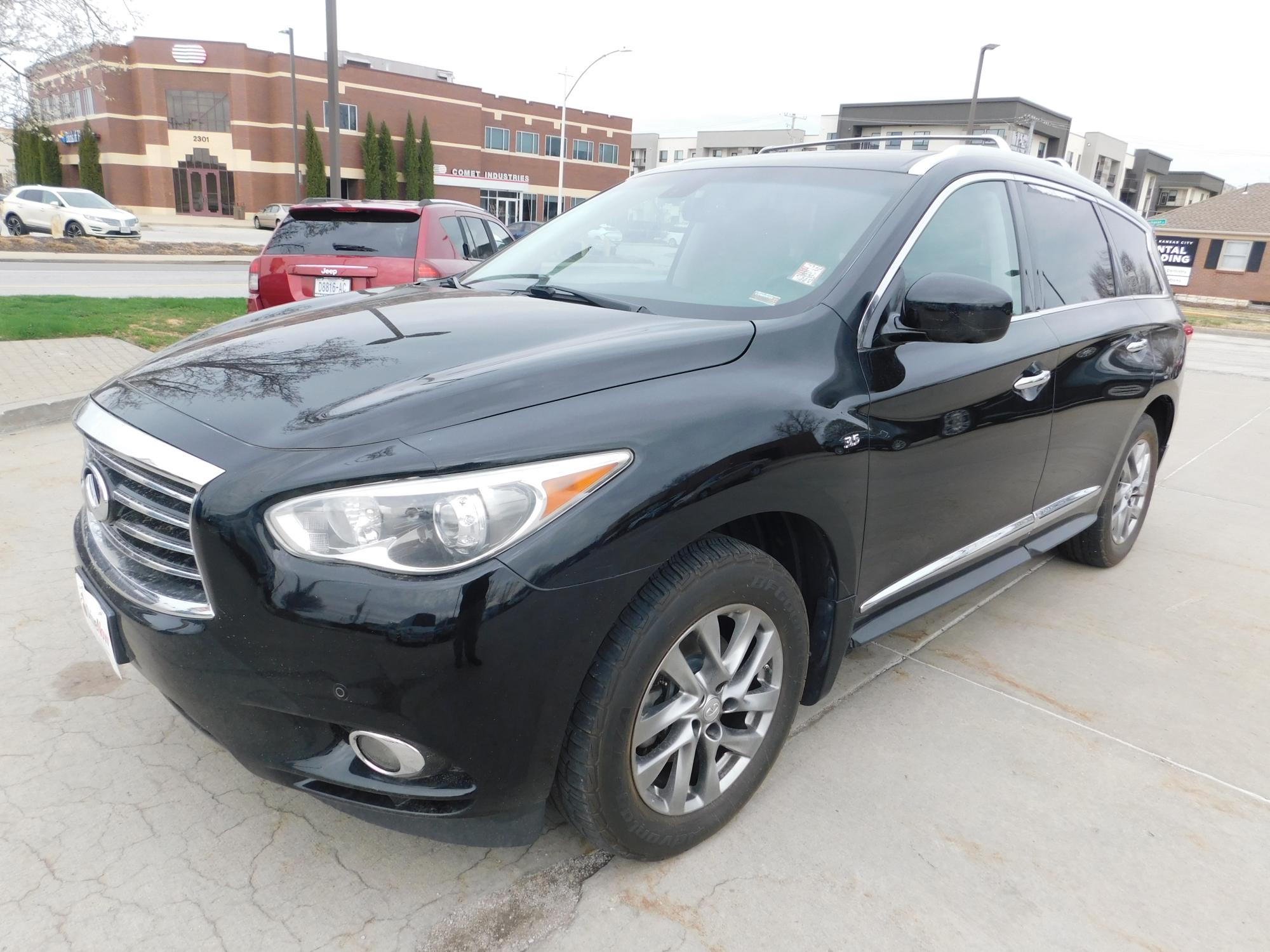 photo of 2014 Infiniti JX Base AWD