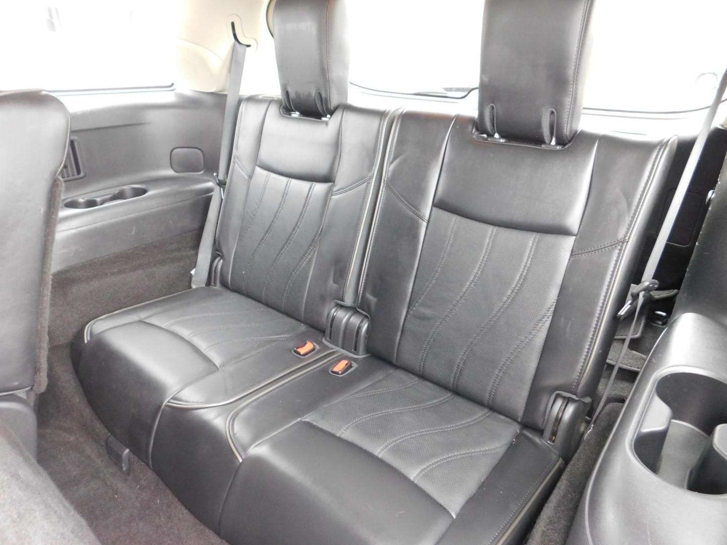 2014 BLACK Infiniti JX Base AWD (5N1AL0MM9EC) with an 3.5L V6 DOHC 24V engine, Continuously Variable Transmission transmission, located at 2121 Burlington St, North Kansas City, MO, 64116, (816) 556-0707, 39.144707, -94.581978 - Photo#9