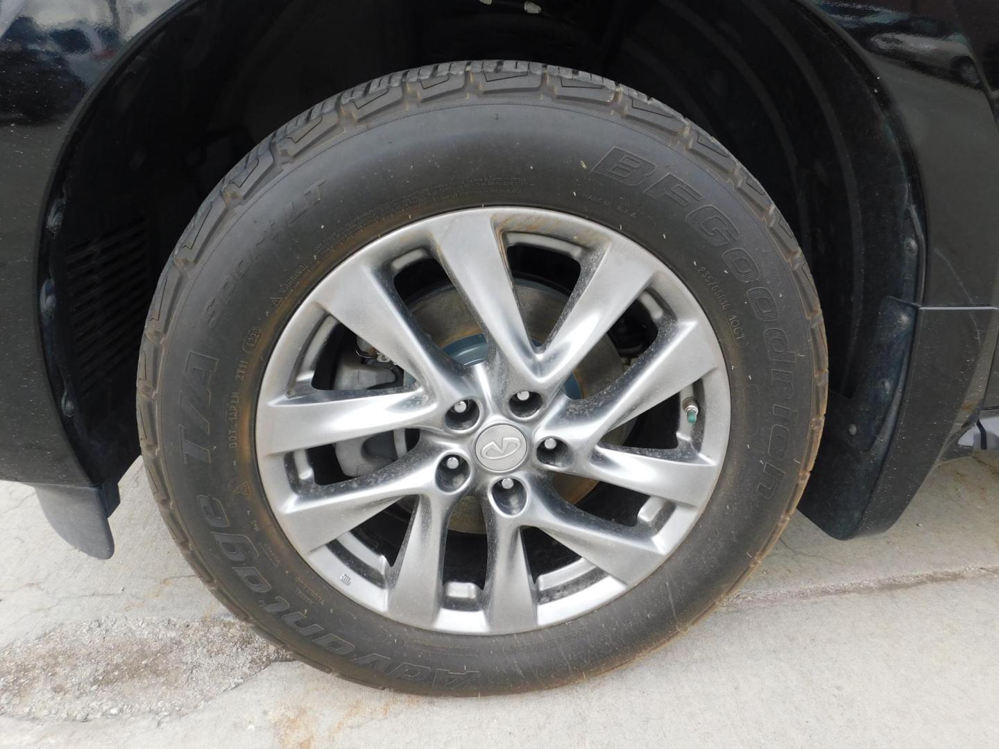 2014 BLACK Infiniti JX Base AWD (5N1AL0MM9EC) with an 3.5L V6 DOHC 24V engine, Continuously Variable Transmission transmission, located at 2121 Burlington St, North Kansas City, MO, 64116, (816) 556-0707, 39.144707, -94.581978 - Photo#1