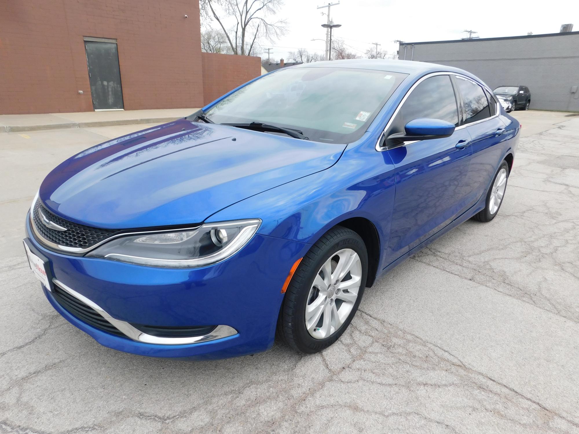 photo of 2016 Chrysler 200 Limited