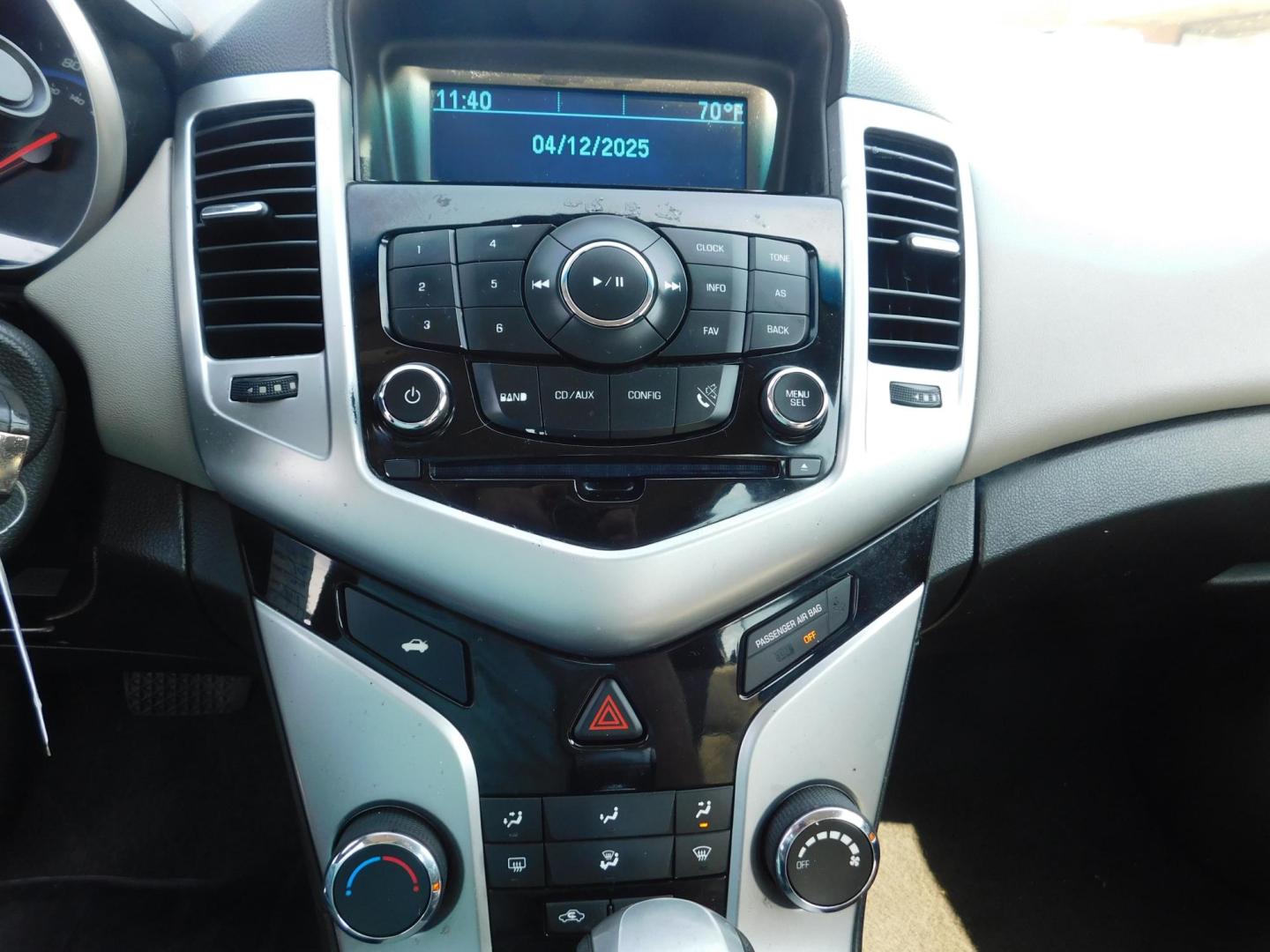 2016 BLACK Chevrolet Cruze Limited LS Auto (1G1PC5SH1G7) with an 1.8L L4 DOHC 16V FFV engine, 6A transmission, located at 2121 Burlington St, North Kansas City, MO, 64116, (816) 556-0707, 39.144707, -94.581978 - Photo#3