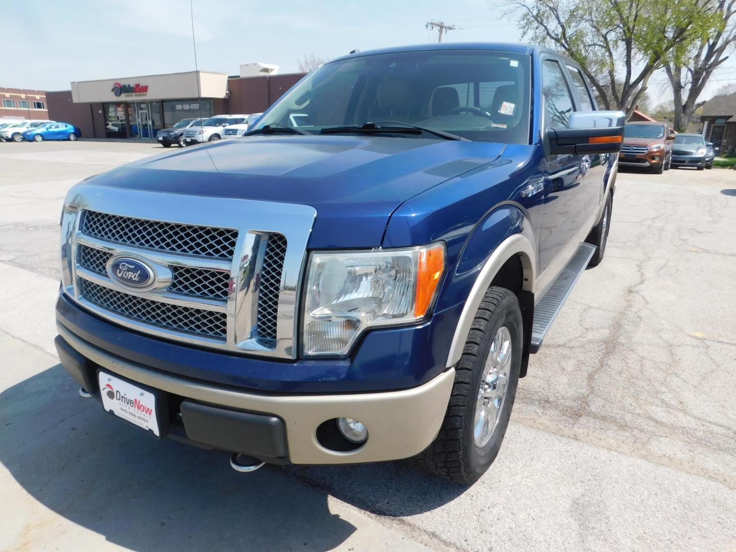 2010 BLUE Ford F-150 Lariat SuperCrew 5.5-ft. Bed 4WD (1FTFW1EV0AF) with an 5.4L V8 SOHC 24V FFV engine, 4-Speed Automatic transmission, located at 2121 Burlington St, North Kansas City, MO, 64116, (816) 556-0707, 39.144707, -94.581978 - Photo#0