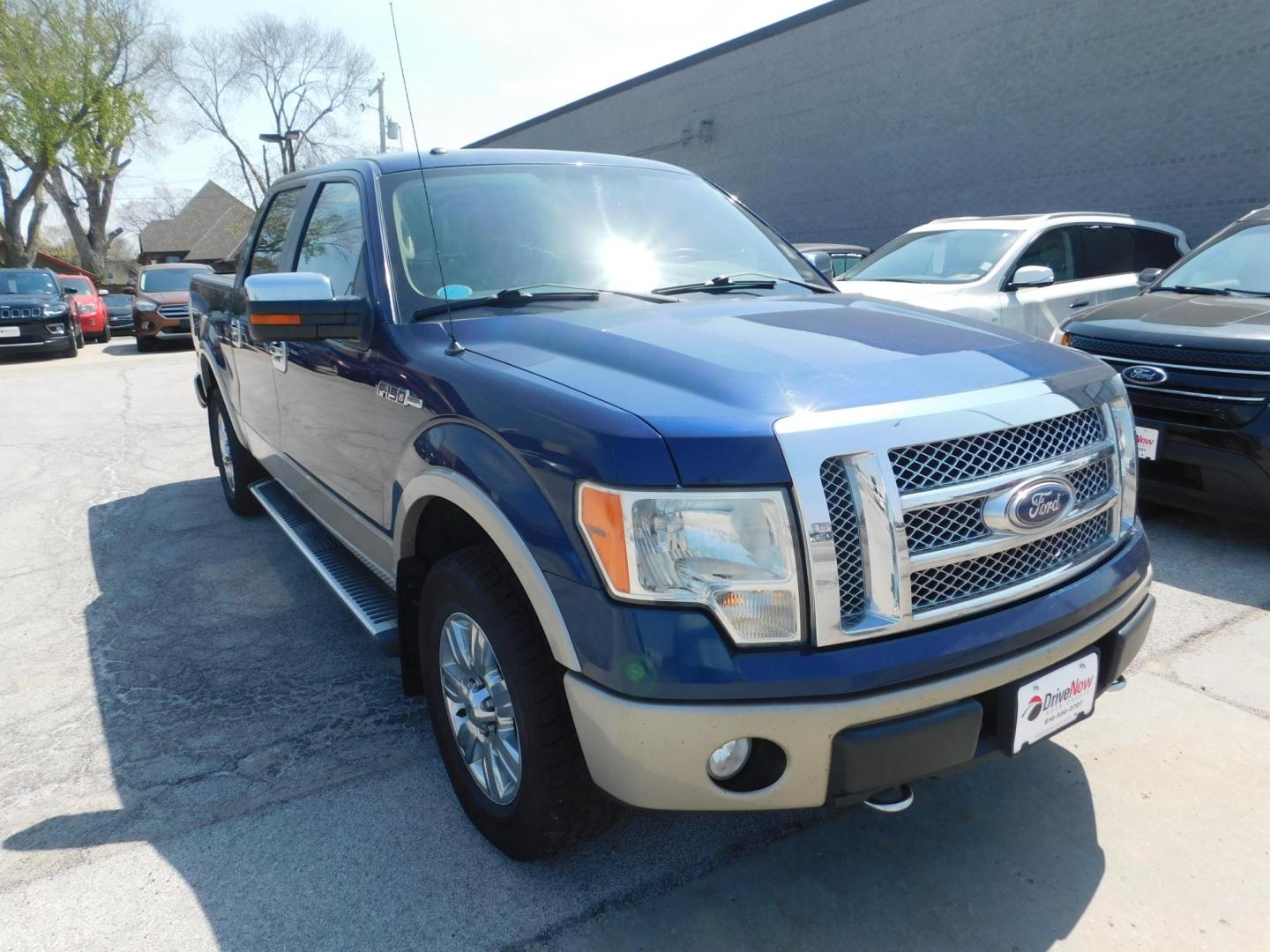 2010 BLUE Ford F-150 Lariat SuperCrew 5.5-ft. Bed 4WD (1FTFW1EV0AF) with an 5.4L V8 SOHC 24V FFV engine, 4-Speed Automatic transmission, located at 2121 Burlington St, North Kansas City, MO, 64116, (816) 556-0707, 39.144707, -94.581978 - Photo#8