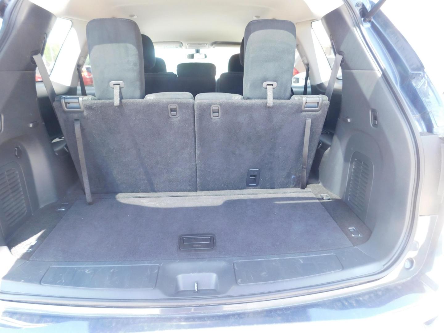 2013 BLUE Nissan Pathfinder LE 2WD (5N1AR2MN6DC) with an 3.5L V6 DOHC 24V engine, Continuously Variable Transmission transmission, located at 2121 Burlington St, North Kansas City, MO, 64116, (816) 556-0707, 39.144707, -94.581978 - Photo#7