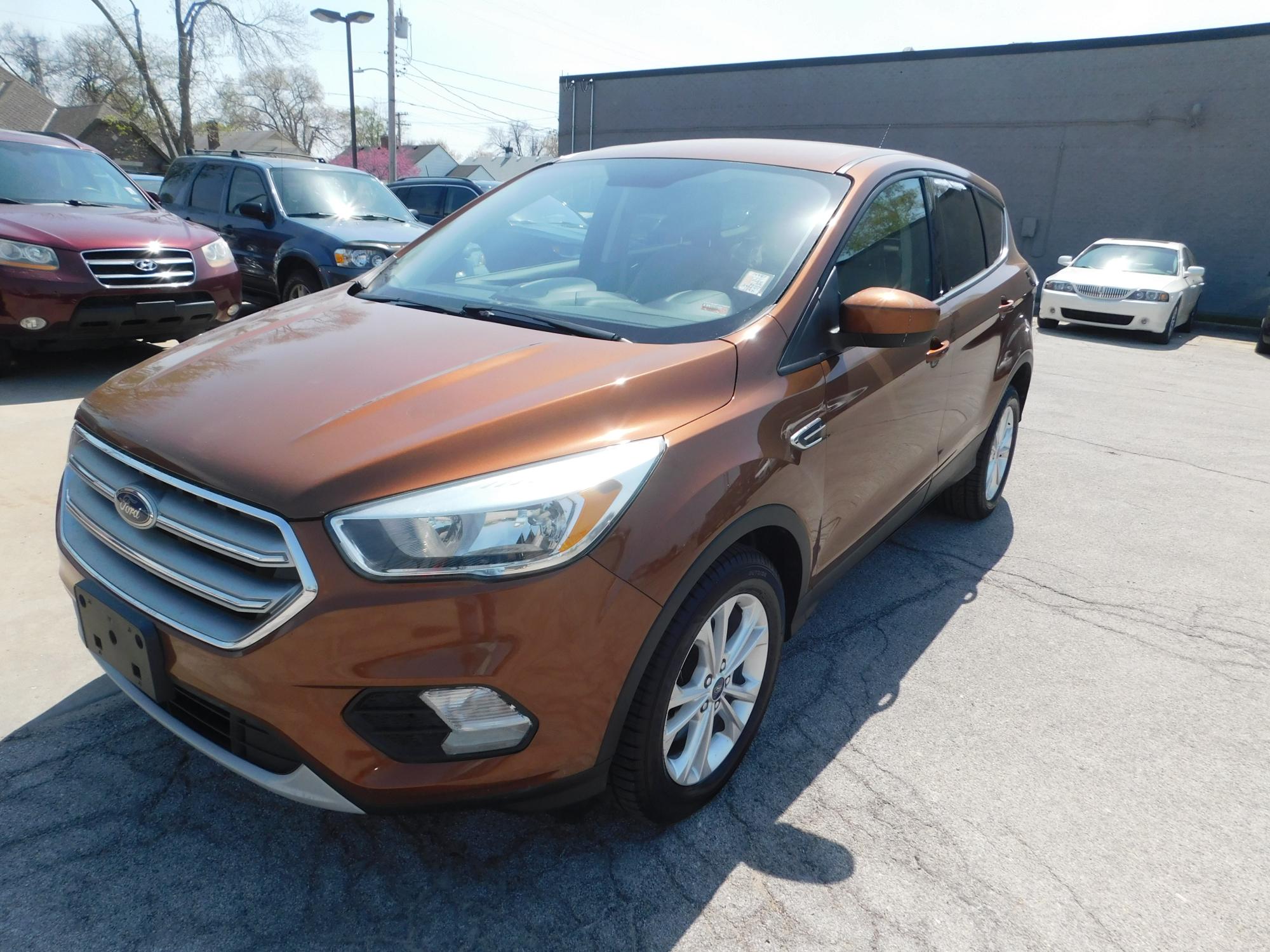 photo of 2017 Ford Escape SE 4WD