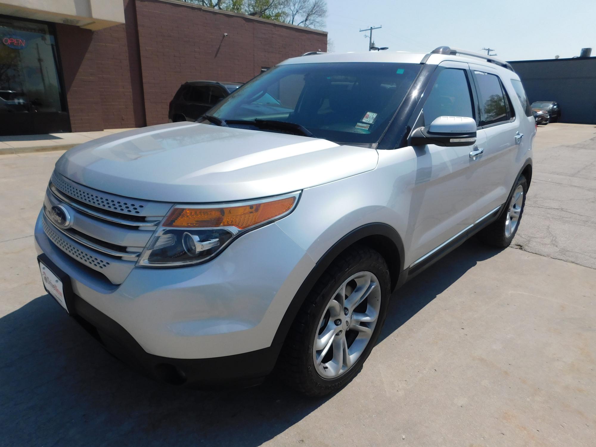 photo of 2015 Ford Explorer Limited 4WD