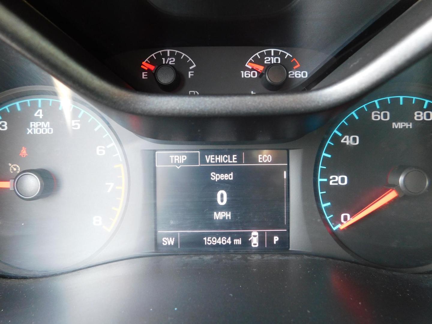 2015 GRAY Chevrolet Colorado LT Ext. Cab 4WD (1GCHTBEA1F1) with an 2.5L L4 DOHC 16V GAS engine, 6-Speed Automatic transmission, located at 2121 Burlington St, North Kansas City, MO, 64116, (816) 556-0707, 39.144707, -94.581978 - Photo#5