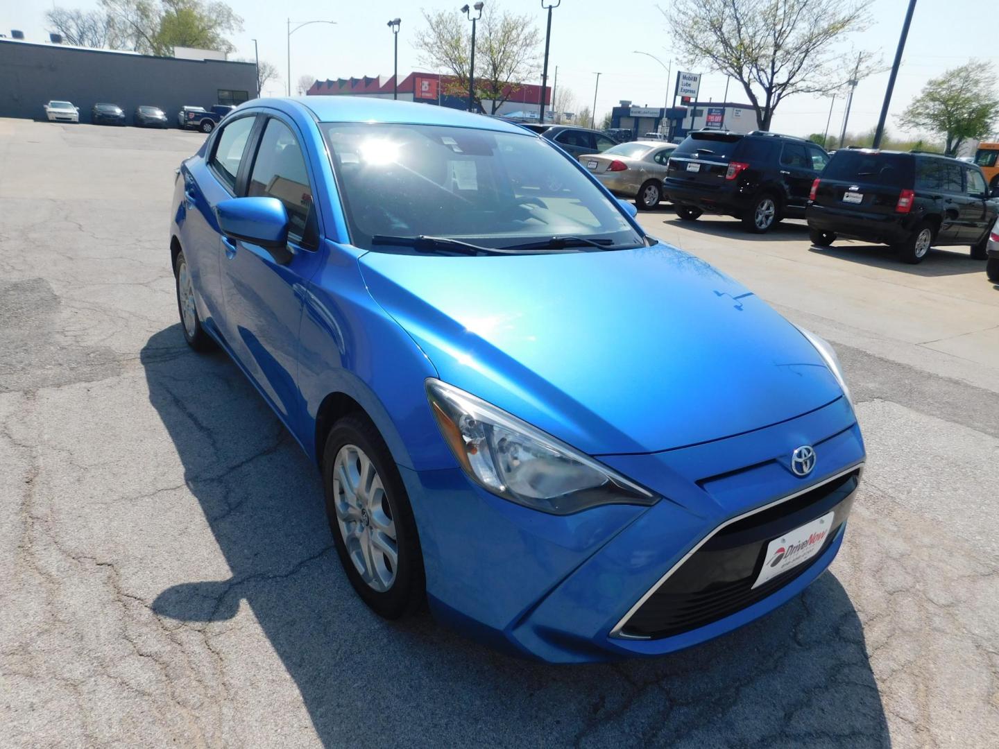 2018 BLUE Toyota Yaris iA 6A (3MYDLBYV0JY) with an 1.5L L4 DOHC 16V engine, 6A transmission, located at 2121 Burlington St, North Kansas City, MO, 64116, (816) 556-0707, 39.144707, -94.581978 - Photo#9