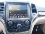 2015 SILVER Jeep Grand Cherokee Limited 4WD (1C4RJFBGXFC) with an 3.6L V6 DOHC 24V engine, 8-Speed Automatic transmission, located at 2121 Burlington St, North Kansas City, MO, 64116, (816) 556-0707, 39.144707, -94.581978 - Photo#4