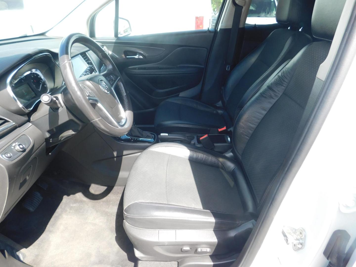 2017 WHITE Buick Encore Preferred FWD (KL4CJASB6HB) with an 1.4L L4 DOHC 16V TURBO engine, 6A transmission, located at 2121 Burlington St, North Kansas City, MO, 64116, (816) 556-0707, 39.144707, -94.581978 - Photo#2