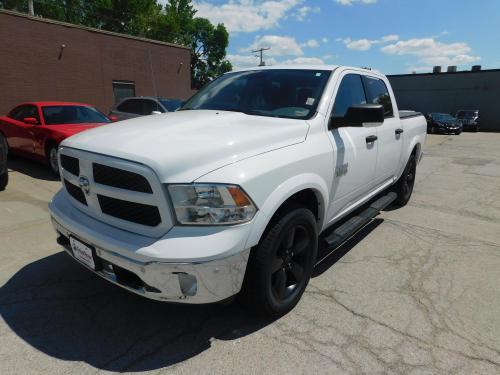 2016 RAM 1500 SLT Crew Cab SWB 4WD