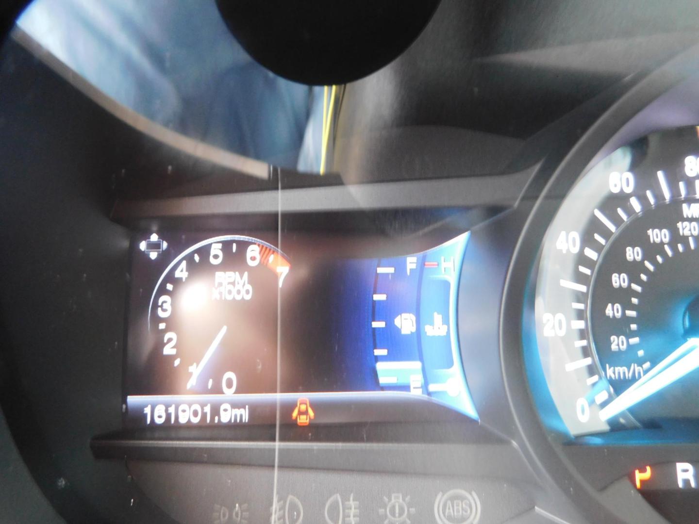 2017 BLACK Ford Edge SEL FWD (2FMPK3J94HB) with an 2.0L L4 DOHC 16V engine, 6A transmission, located at 2121 Burlington St, North Kansas City, MO, 64116, (816) 556-0707, 39.144707, -94.581978 - Photo#5