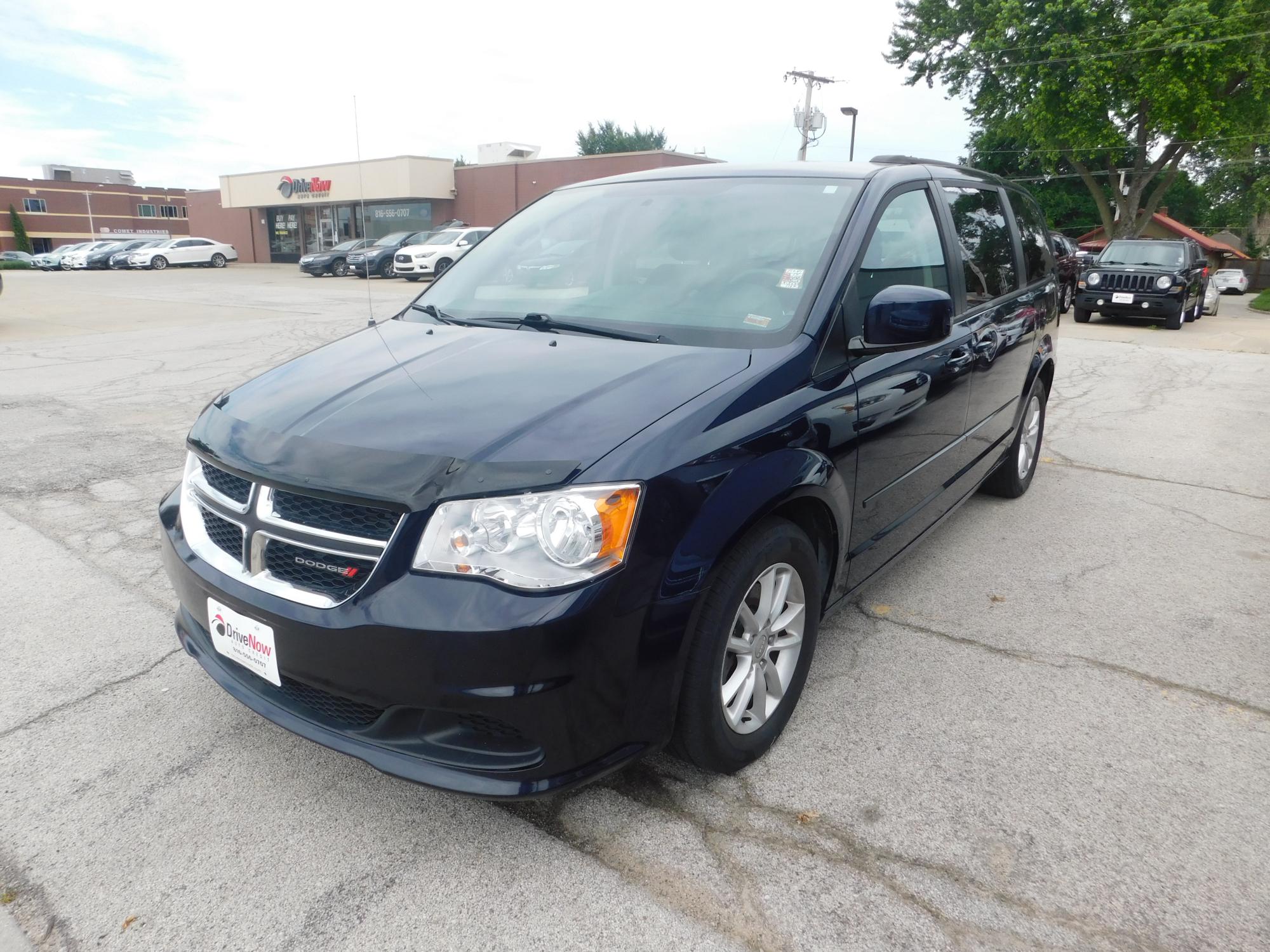 photo of 2014 Dodge Grand Caravan SXT