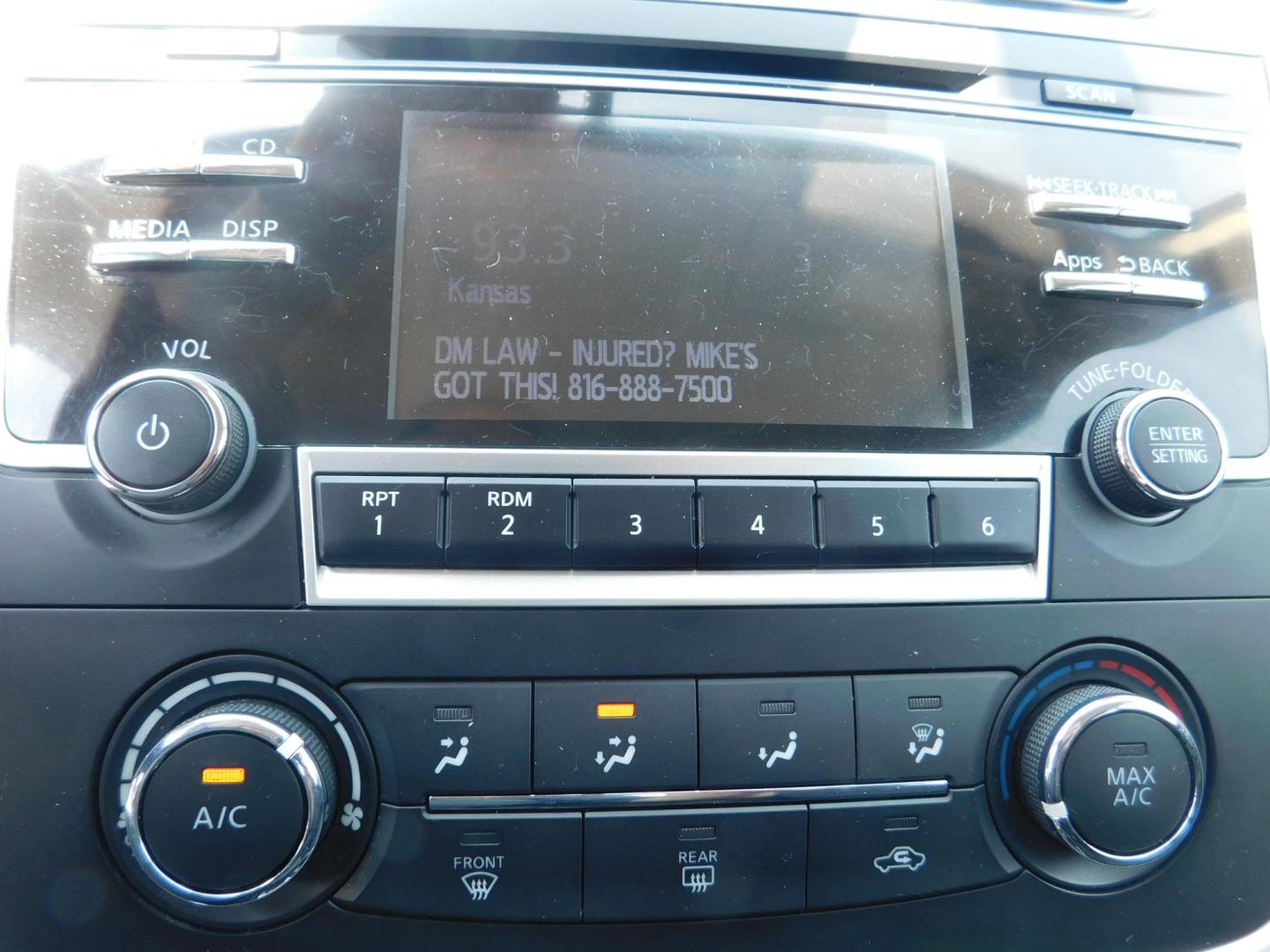 2016 WHITE Nissan Altima 2.5 SL (1N4AL3AP9GN) with an 2.5L L4 DOHC 16V engine, CVT transmission, located at 2121 Burlington St, North Kansas City, MO, 64116, (816) 556-0707, 39.144707, -94.581978 - Photo#3