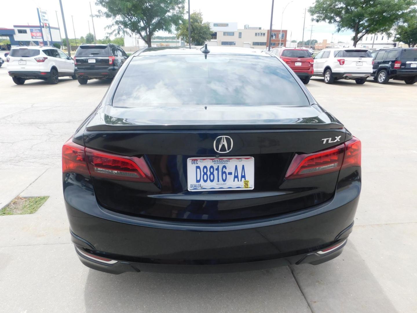 2015 BLACK Acura TLX 9-Spd AT w/Technology Package (19UUB2F57FA) with an 3.5L V6 SOHC 24V engine, 9-Speed Automatic transmission, located at 2121 Burlington St, North Kansas City, MO, 64116, (816) 556-0707, 39.144707, -94.581978 - Photo#10
