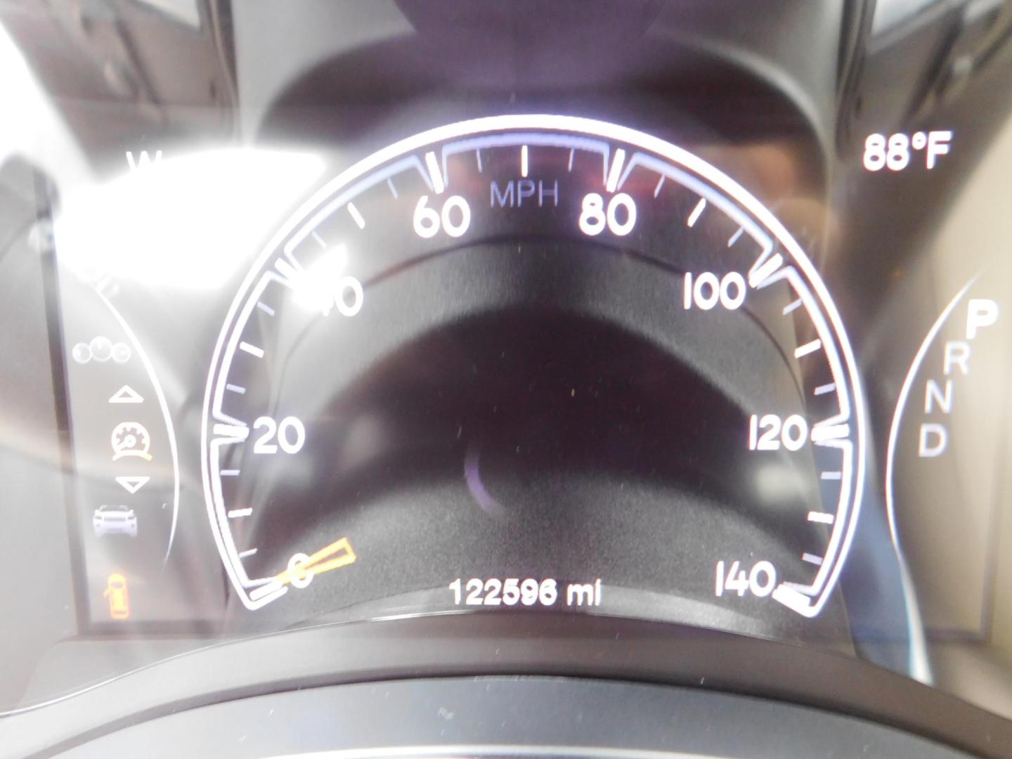 2017 BLUE Jeep Grand Cherokee Limited 4WD (1C4RJFBG7HC) with an 3.6L V6 DOHC 24V engine, 8A transmission, located at 2121 Burlington St, North Kansas City, MO, 64116, (816) 556-0707, 39.144707, -94.581978 - Photo#5