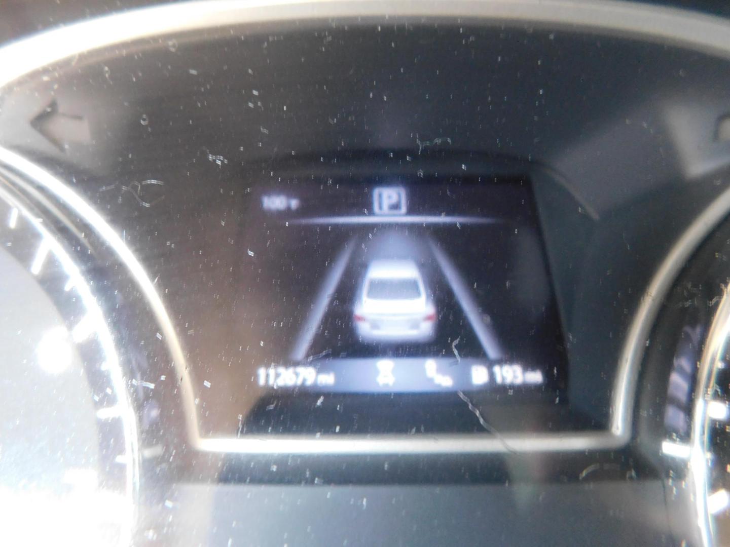 2018 SILVER Nissan Altima 2.5 (1N4AL3AP7JC) with an 2.5L L4 DOHC 16V engine, CVT transmission, located at 2121 Burlington St, North Kansas City, MO, 64116, (816) 556-0707, 39.144707, -94.581978 - Photo#5