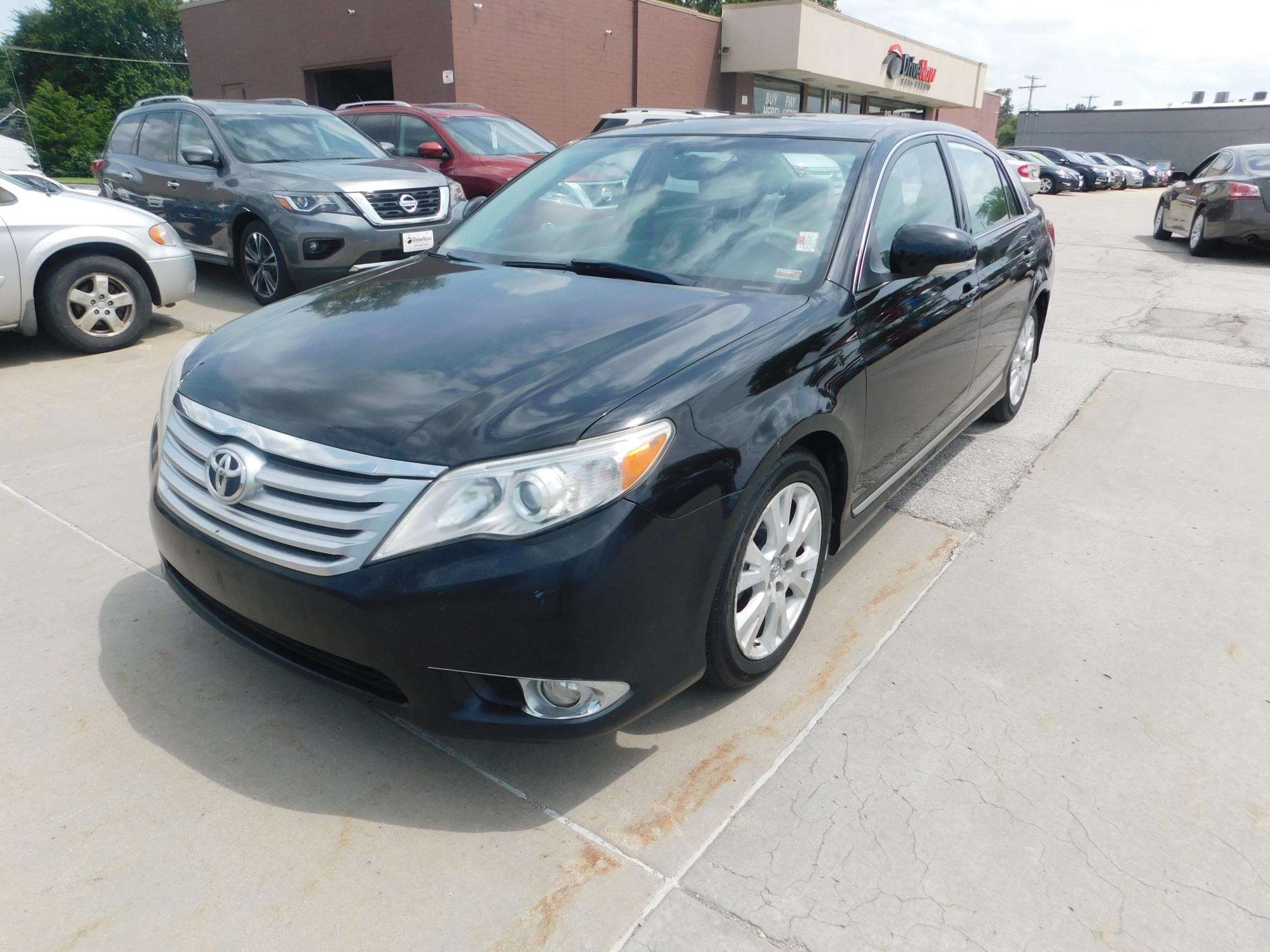 photo of 2012 Toyota Avalon Base