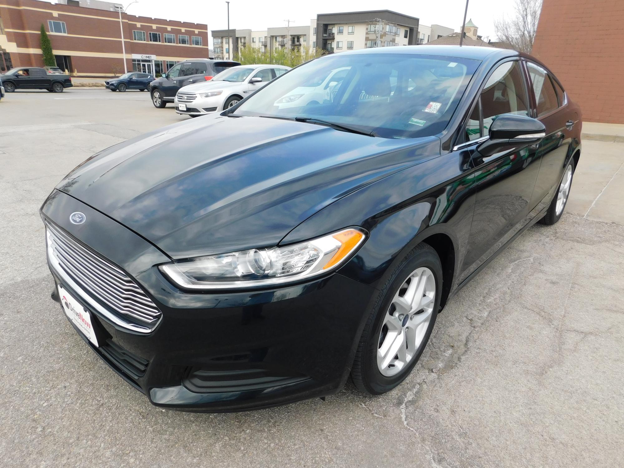 photo of 2014 Ford Fusion SE