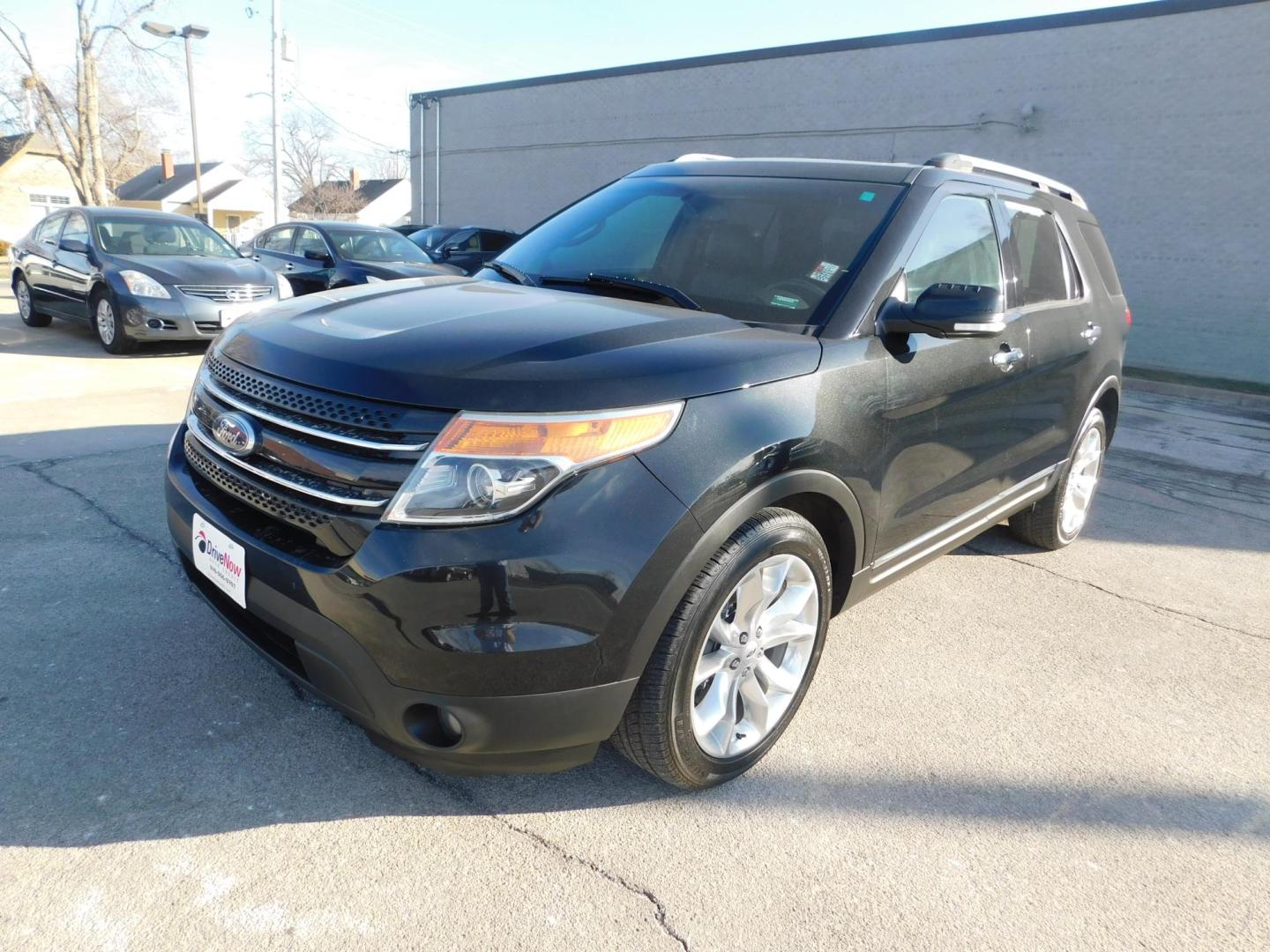 2015 BLACK Ford Explorer Limited FWD (1FM5K7F84FG) with an 3.5L V6 DOHC 24V engine, 6-Speed Automatic transmission, located at 2121 Burlington St, North Kansas City, MO, 64116, (816) 556-0707, 39.144707, -94.581978 - Photo#0