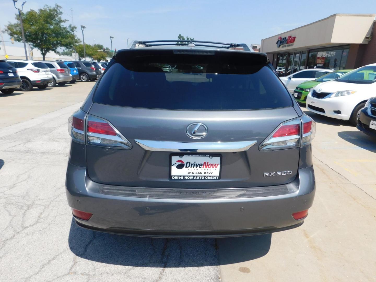 2013 GRAY Lexus RX 350 FWD (2T2ZK1BA0DC) with an 3.5L V6 DOHC 24V engine, 5-Speed Automatic transmission, located at 2121 Burlington St, North Kansas City, MO, 64116, (816) 556-0707, 39.144707, -94.581978 - Photo#10