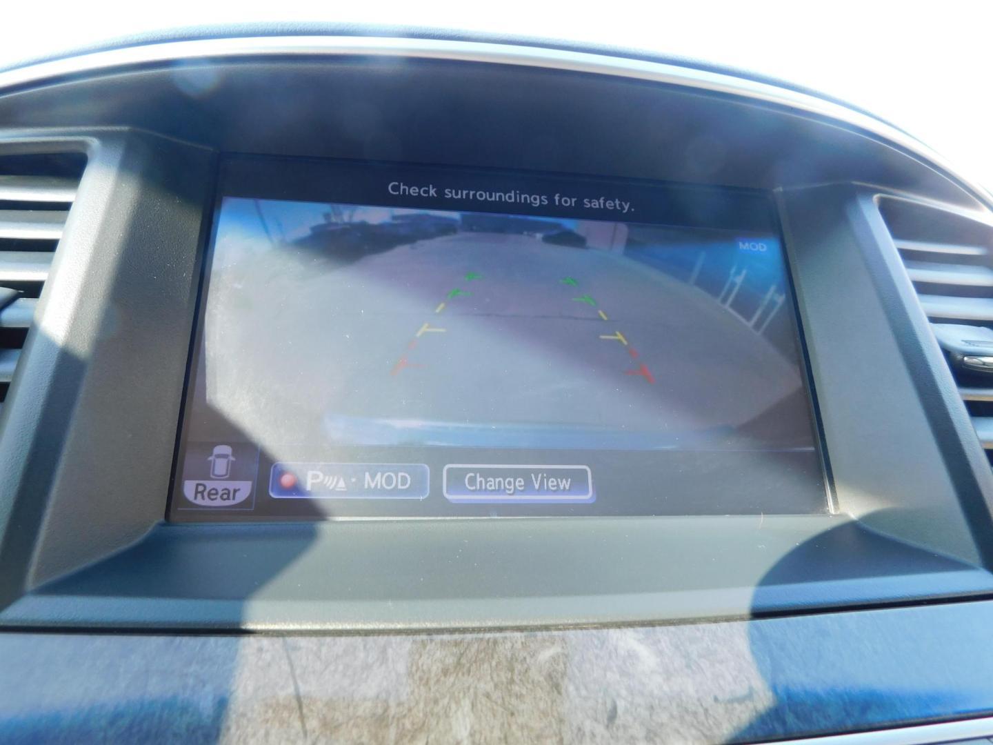 2015 BLACK Infiniti QX60 Base AWD (5N1AL0MM2FC) with an 3.5L V6 DOHC 24V engine, Continuously Variable Transmission transmission, located at 2121 Burlington St, North Kansas City, MO, 64116, (816) 556-0707, 39.144707, -94.581978 - Photo#6