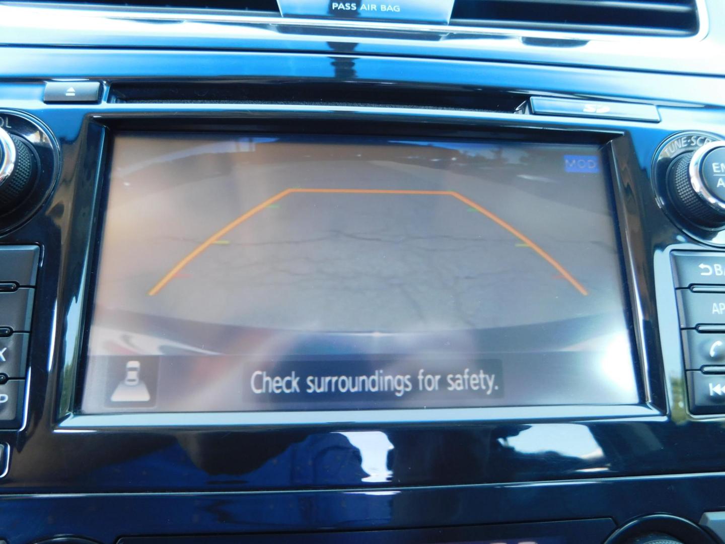 2014 BLUE Nissan Altima 2.5 SL (1N4AL3AP0EC) with an 2.5L L4 DOHC 16V engine, Continuously Variable Transmission transmission, located at 2121 Burlington St, North Kansas City, MO, 64116, (816) 556-0707, 39.144707, -94.581978 - Photo#5