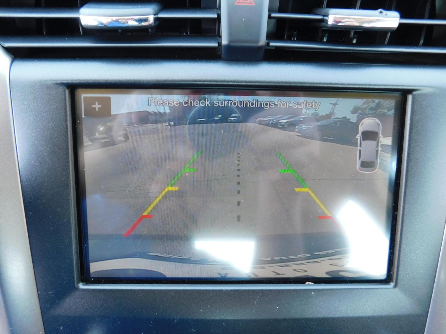 2017 GRAY Ford Fusion SE (3FA6P0HD4HR) with an 1.5L L4 DOHC 16V engine, 6A transmission, located at 2121 Burlington St, North Kansas City, MO, 64116, (816) 556-0707, 39.144707, -94.581978 - Photo#4