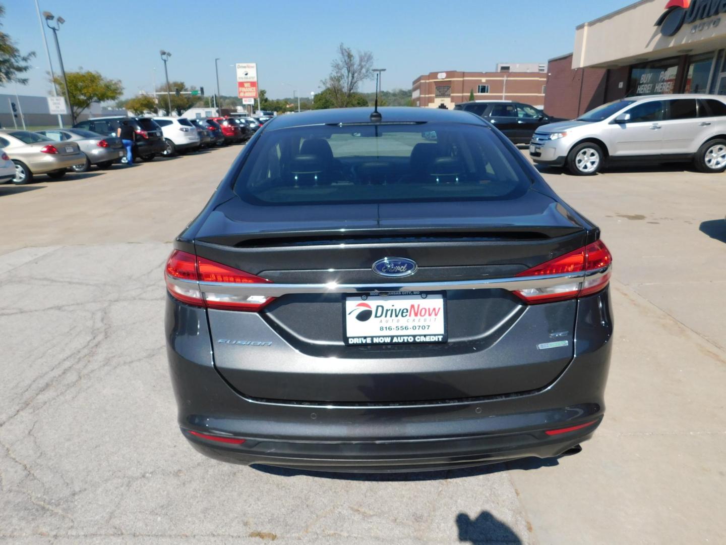 2017 GRAY Ford Fusion SE (3FA6P0HD4HR) with an 1.5L L4 DOHC 16V engine, 6A transmission, located at 2121 Burlington St, North Kansas City, MO, 64116, (816) 556-0707, 39.144707, -94.581978 - Photo#8