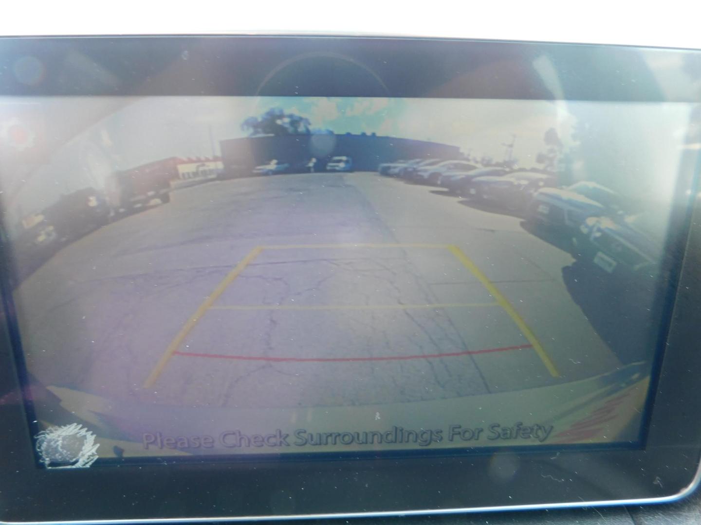 2018 GRAY Toyota Yaris iA 6A (3MYDLBYVXJY) with an 1.5L L4 DOHC 16V engine, 6A transmission, located at 2121 Burlington St, North Kansas City, MO, 64116, (816) 556-0707, 39.144707, -94.581978 - Photo#5