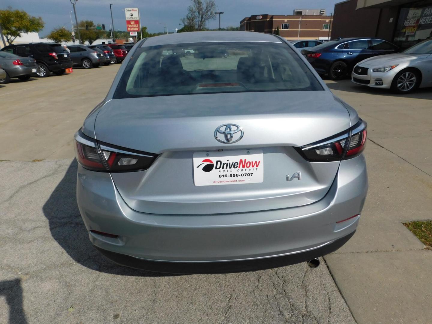 2018 GRAY Toyota Yaris iA 6A (3MYDLBYVXJY) with an 1.5L L4 DOHC 16V engine, 6A transmission, located at 2121 Burlington St, North Kansas City, MO, 64116, (816) 556-0707, 39.144707, -94.581978 - Photo#10