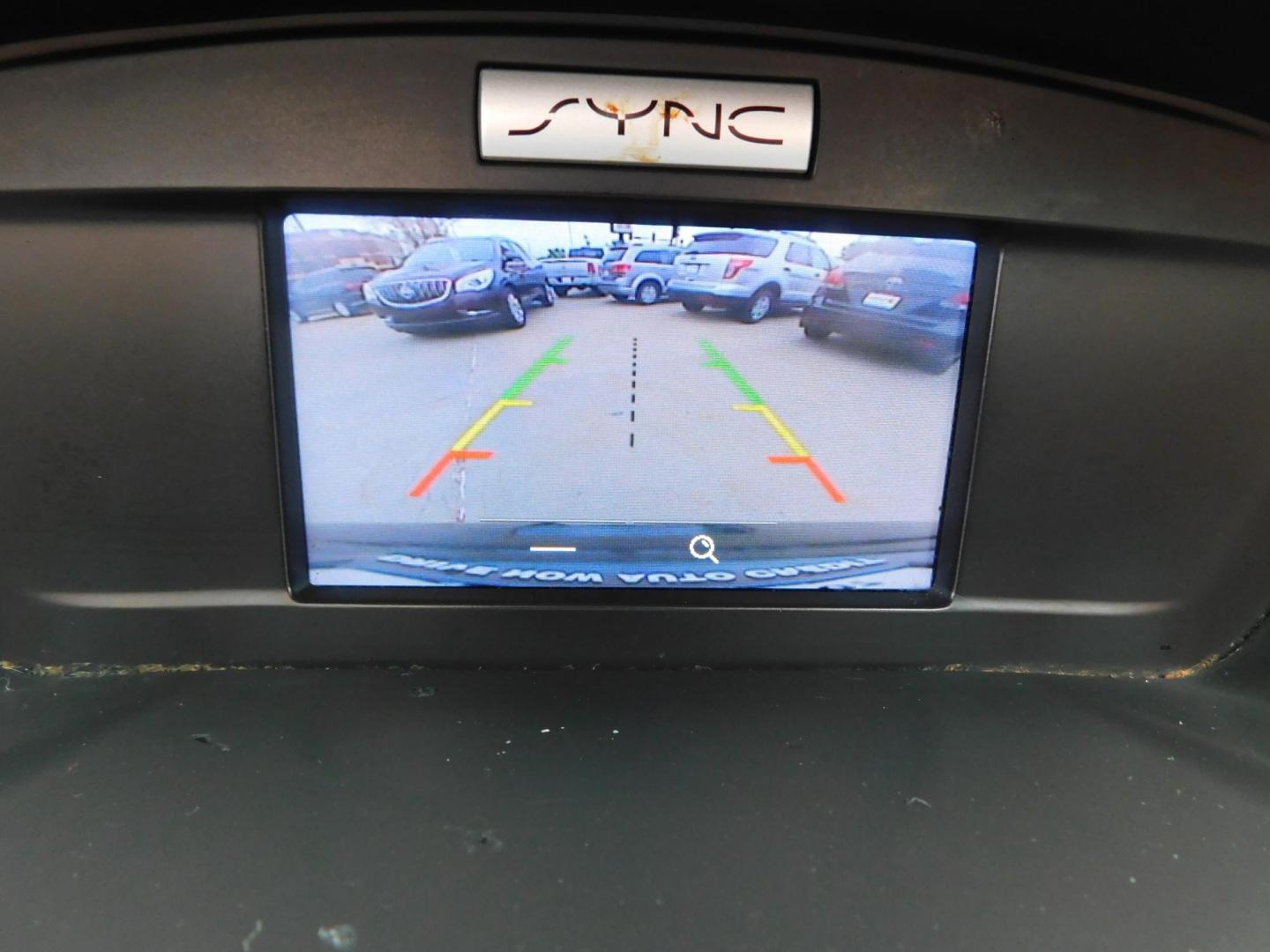 2016 BLACK Ford Escape SE FWD (1FMCU0G77GU) with an 2.5L L4 DOHC 16V engine, 6-Speed Automatic transmission, located at 2121 Burlington St, North Kansas City, MO, 64116, (816) 556-0707, 39.144707, -94.581978 - Photo#4