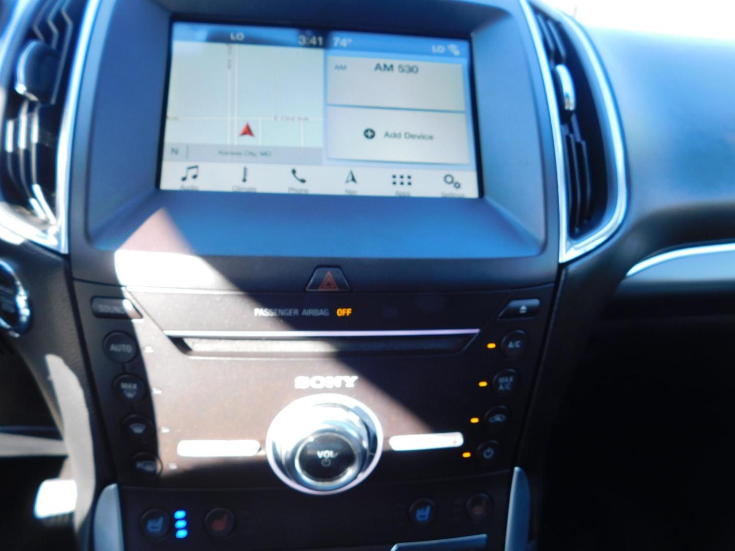 2018 BLACK Ford Edge Titanium (2FMPK3K93JB) with an 2.0L L4 DOHC 16V engine, 6A transmission, located at 2121 Burlington St, North Kansas City, MO, 64116, (816) 556-0707, 39.144707, -94.581978 - Photo#4