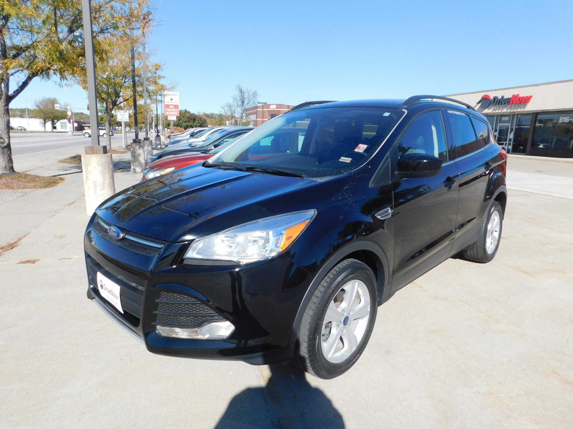photo of 2016 Ford Escape SE FWD