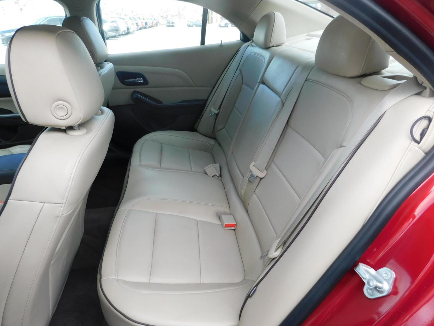 2014 RED Chevrolet Malibu 2LT (1G11E5SL6EF) with an 2.5L L4 DOHC 16V engine, 6-Speed Automatic transmission, located at 2121 Burlington St, North Kansas City, MO, 64116, (816) 556-0707, 39.144707, -94.581978 - Photo#7