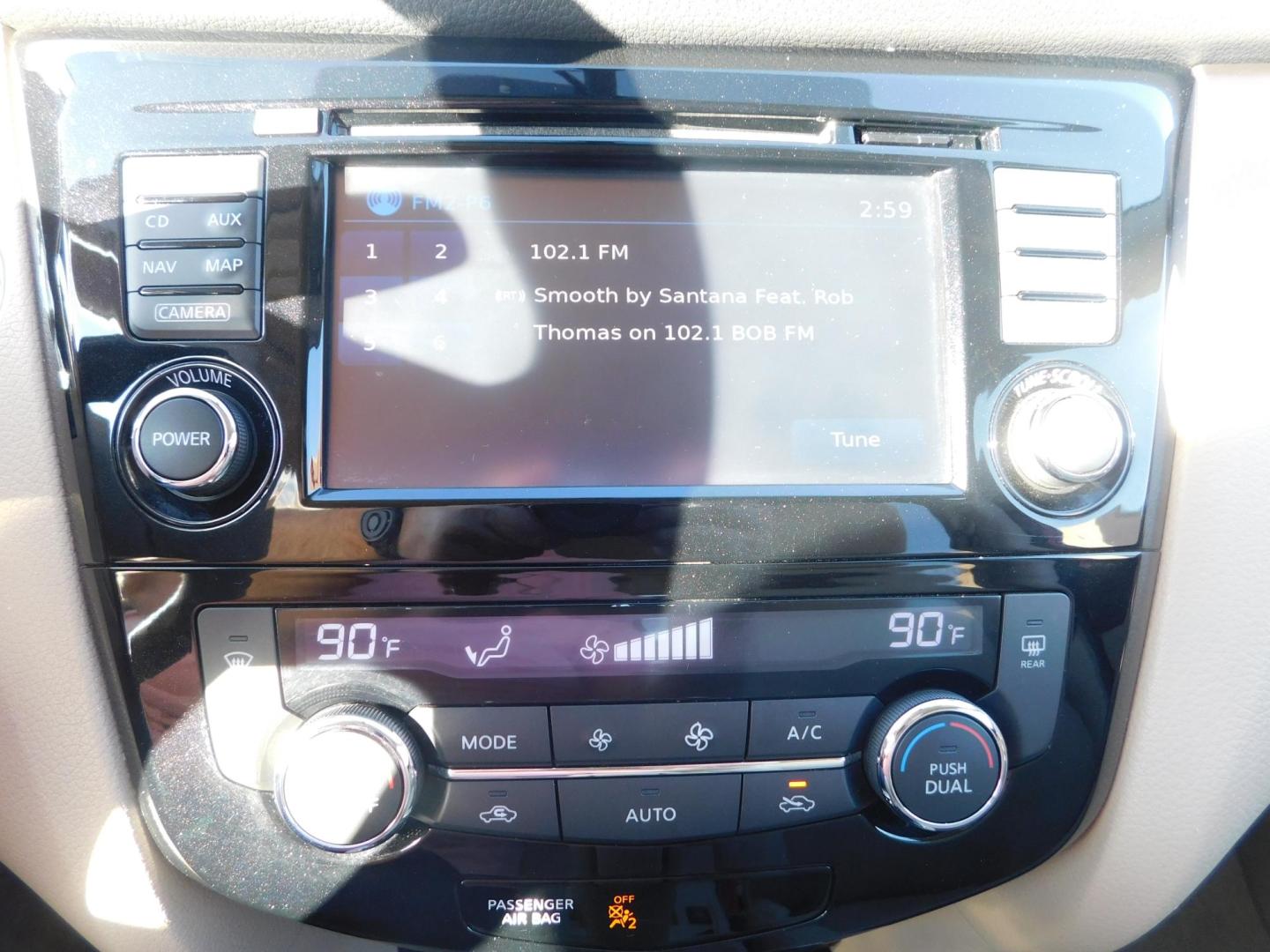 2015 RED Nissan Rogue S AWD (5N1AT2MK5FC) with an 2.5L L4 DOHC 16V engine, Continuously Variable Transmission transmission, located at 2121 Burlington St, North Kansas City, MO, 64116, (816) 556-0707, 39.144707, -94.581978 - Photo#3