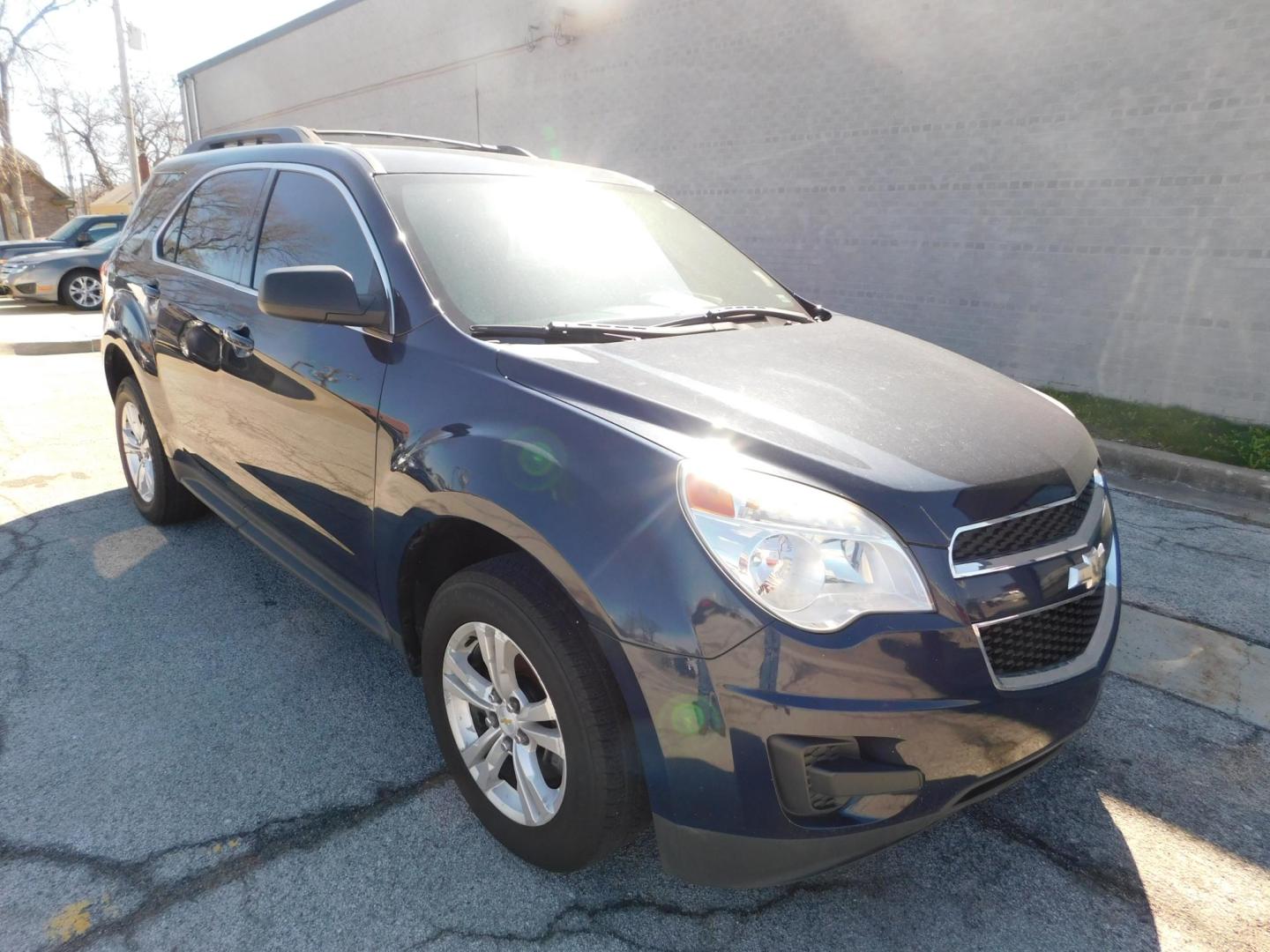 2015 BLUE Chevrolet Equinox LS AWD (2GNFLEEK3F6) with an 2.4L L4 DOHC 16V FFV engine, 6-Speed Automatic transmission, located at 2121 Burlington St, North Kansas City, MO, 64116, (816) 556-0707, 39.144707, -94.581978 - Photo#8